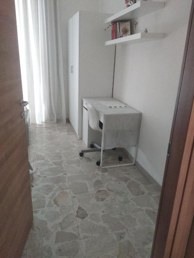Home Di F Наполи Екстериор снимка